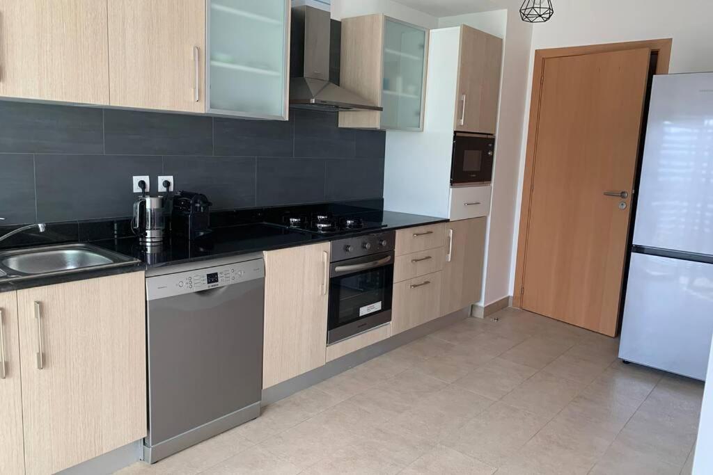 Appartement De Haut Standing En Residence Agadir Exterior foto